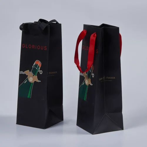 Alternative view of From Function to Fashion: The Evolution of Paper Bag Packaging
