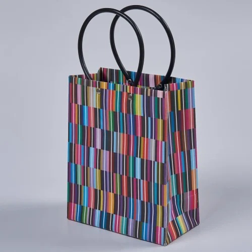 Alternative view of Boosting Brand Image with Custom Paper Bag Packaging