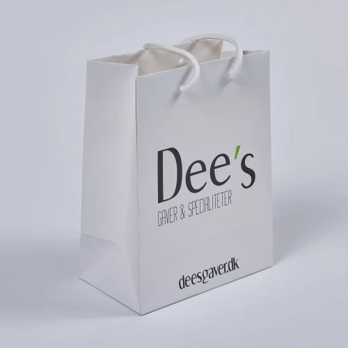 From Function to Fashion: The Evolution of Paper Bag Packaging - Image 4